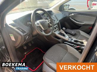 Ford Focus Wagon 1.6 TDCI Trend Cruise Navi Airco picture 11