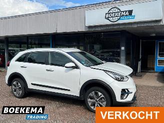 skadebil auto Kia e-Niro DynamicLine 64 kWh 204PK Navi Cruise Clima 2022/4