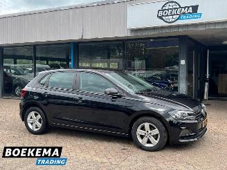 damaged passenger cars Volkswagen Polo 1.0 Highline Navigatie Cruise Airco 5-Deurs 2018/3