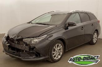skadebil auto Toyota Auris 1.2 Automaat Navi 2018/4