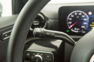 Mercedes A-klasse A200 Automaat Mild Hybrid Business Line picture 11