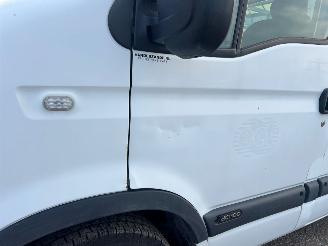 Renault Master 2.5 DCI Bakwagen met kraan GEEN DOCUMENTEN picture 34