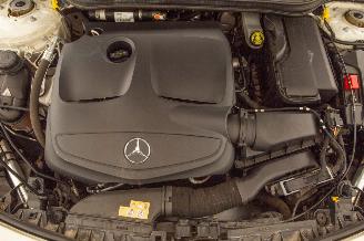 Mercedes Cla-klasse 180 Shooting Brake Leer picture 20