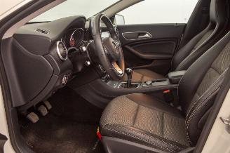 Mercedes Cla-klasse 180 Shooting Brake Leer picture 23