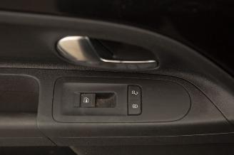 Volkswagen Up! 1.0 Move Up! BlueMotion picture 13