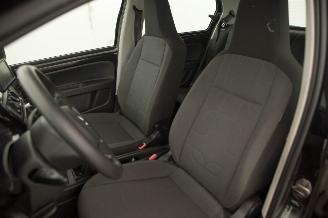 Volkswagen Up! 1.0 Move Up! BlueMotion picture 29