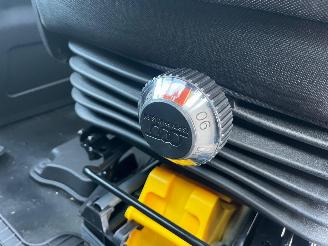 Iveco Daily 35D18H 3.0 300 Automaat picture 16