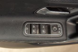 Mercedes A-klasse A180 Motor loopt Luxury Line Automaat Koppakking defect picture 15