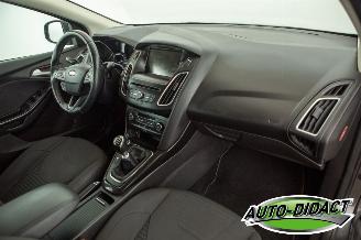 Ford Focus 1.5 Clima Navi Titanium Edition picture 22