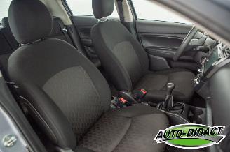 Mitsubishi Space-star 1.2 Cool+ 82.087 km Airco picture 17