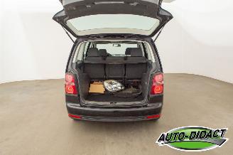 Volkswagen Touran 1.9 TDI Clima Navi picture 32