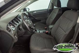 Volkswagen Golf 1.0 TSI Clima Navi Camera picture 28