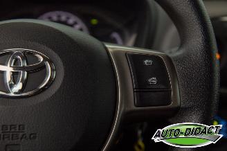 Toyota Yaris 1.5 Airco Camera picture 16