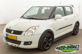 skadebil auto Suzuki Swift 1.3 Airco Camera Shogun 2009/2
