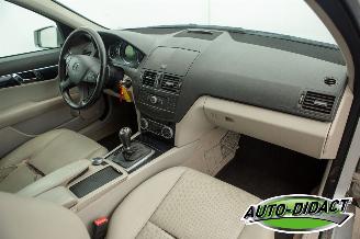 Mercedes C-klasse C200 Automaat Clima Navi Leder picture 18