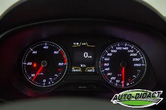 Seat Leon 1.6 TDI Clima Navi Camera Style Connect Ecomotive picture 6