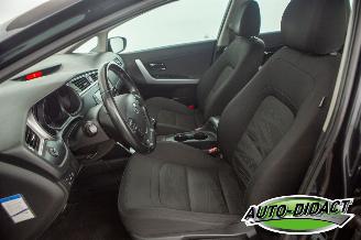 Kia Cee d 1.6 GDI 117.593 Clima Navi Camera ComfortPlusLine Navigator picture 27