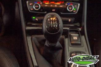 BMW 2-serie 216d Clima Navi Pano Active Tourer picture 17