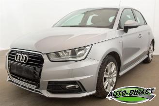 krockskadad bil auto Audi A1 1.6 TDI Airco 133.971 km Carpas 2017/5