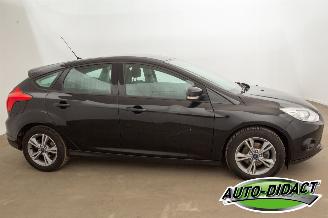 Ford Focus 1.0 EcoBoost Airco Navi Koppakking vervangen Edition picture 40