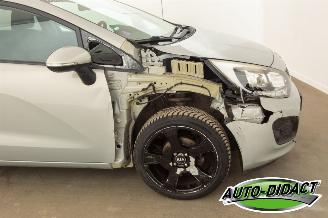 Kia Rio 1.2 CVVT Clima Super Pack picture 31