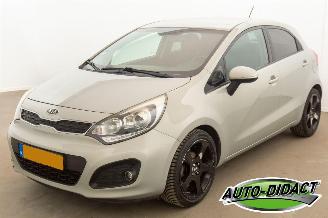 Voiture accidenté Kia Rio 1.2 CVVT Clima Super Pack 2011/12