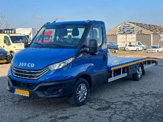 bruktbiler bedrijf Iveco Daily Daily 35D18H 3.0 300 Automaat 2024/11