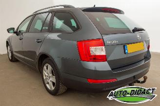 Skoda Octavia 1.2 TSI Clima Navi Greentech Ambition Businessline picture 3