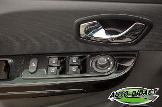 Renault Clio 1.2 GT Automaat Clima Navi Camera Motorschade picture 12