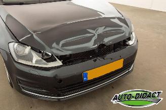 Volkswagen Golf 1.2 TSI Clima Connected Series picture 44