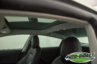 Tesla Model 3 Performance 79% Dual AWD Pano picture 22