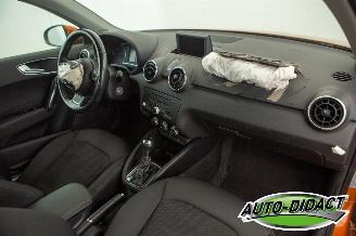 Audi A1 1.6 TDI Automaat Navi Airco Attraction picture 17