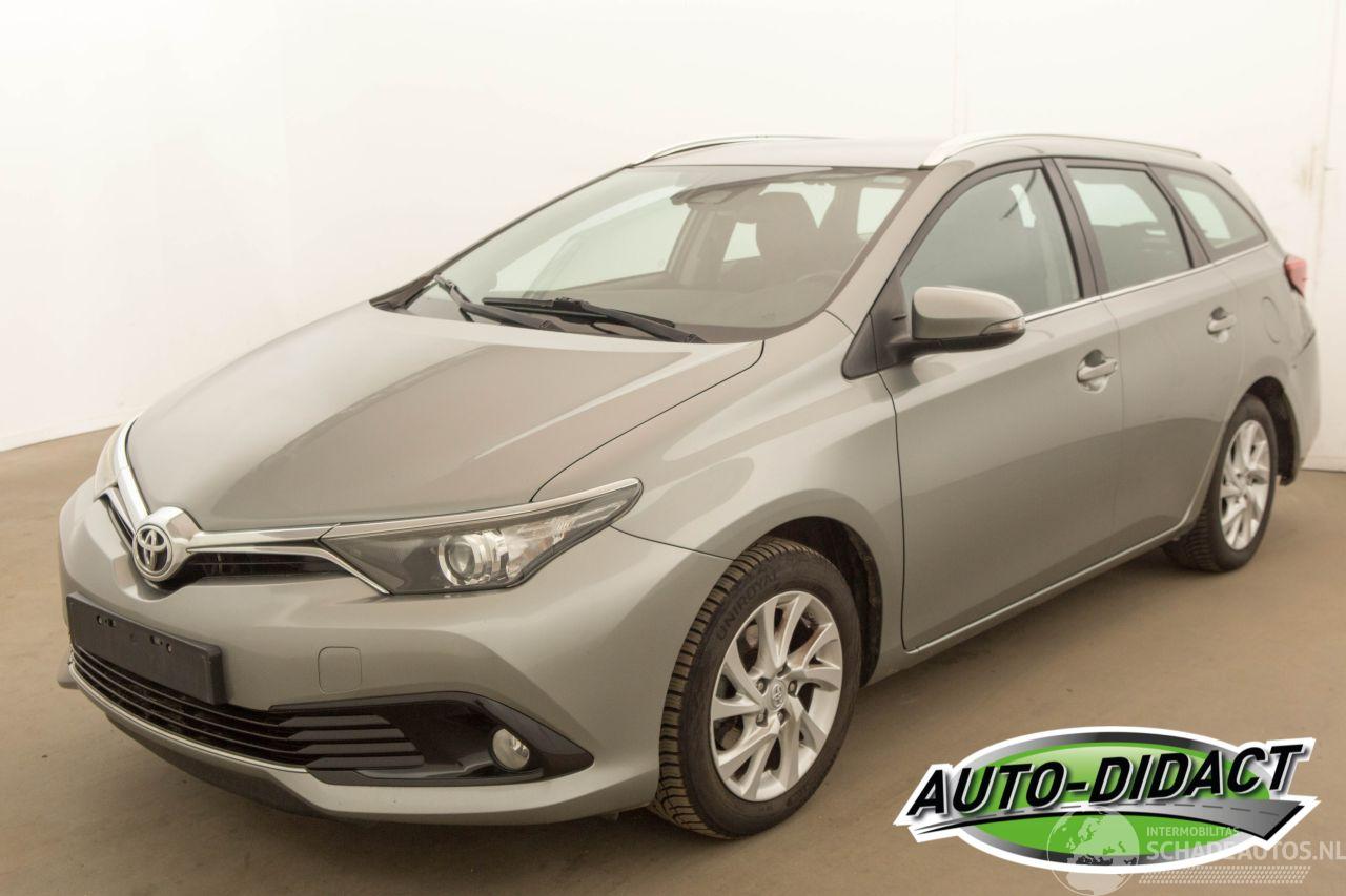 Toyota Auris Touring Sports 1.2 Clima Navi Camera 85kw Comfort