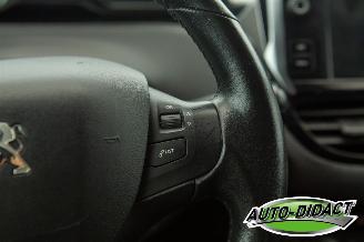 Peugeot 208 1.2 Airco 124.822 km picture 14