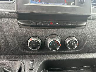 Renault Master T35 2.3 dCi L3 Laadklep Navi Airco Camera picture 10