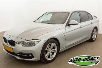 Auto incidentate BMW 3-serie 320i Automaat Clima Navi Leder Corporate Lease High Executive 2017/11