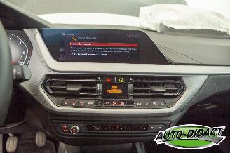 BMW 1-serie 116d 78.845 km Clima Navi Digi Dash picture 9