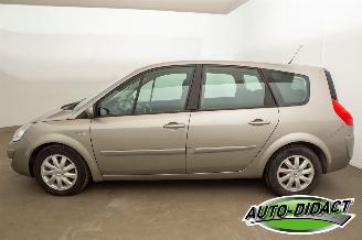 Renault Grand-scenic 2.0-16V Navi Clima 7p. Tech Line picture 40