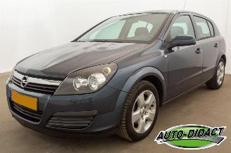 Auto incidentate Opel Astra 1.6 Airco Edition 2006/1
