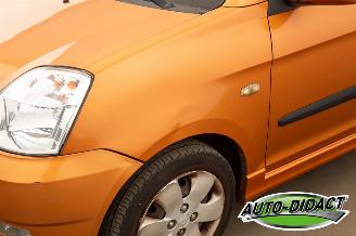 Kia Picanto 1.0 LXE X-tra picture 24
