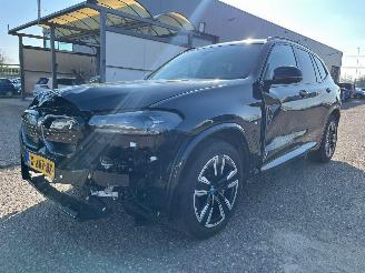 Unfallwagen BMW iX3 Automaat 80 kWh 23.453 km NAP Executive 2023/10