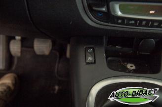 Renault Grand-scenic 1.2 TCe 7p. Navi Clima picture 11