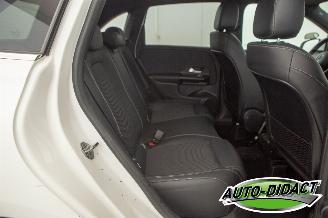 Mercedes B-klasse 200d Automaat Clima Camera MOTORSCHADE picture 24