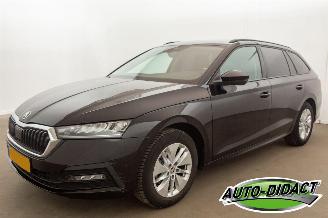 skadebil auto Skoda Octavia 1.0 e-TSI Automaat Digi Dash Navi Clima Business Edition 2023/3