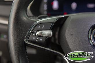 Skoda Octavia 1.0 e-TSI Automaat Digi Dash Navi Clima Business Edition picture 16