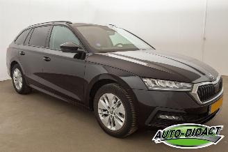Skoda Octavia 1.0 e-TSI Automaat Digi Dash Navi Clima Business Edition picture 2