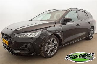 Vaurioauto  passenger cars Ford Focus 1.0 EcoBoost Hybrid Clima Navi 59.290 km NAP ST Line 2024/8