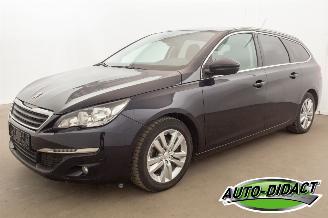 Auto incidentate Peugeot 308 1.6 Active Clima Navi Camera Pano 2015/9