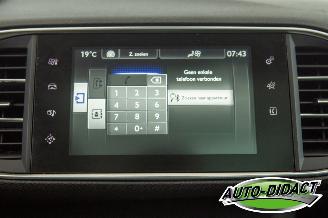 Peugeot 308 1.6 Active Clima Navi Camera Pano picture 9