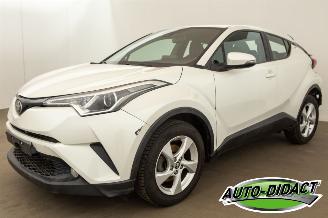 krockskadad bil auto Toyota C-HR 1.2 Navi Camera Clima Business Plus 2017/2